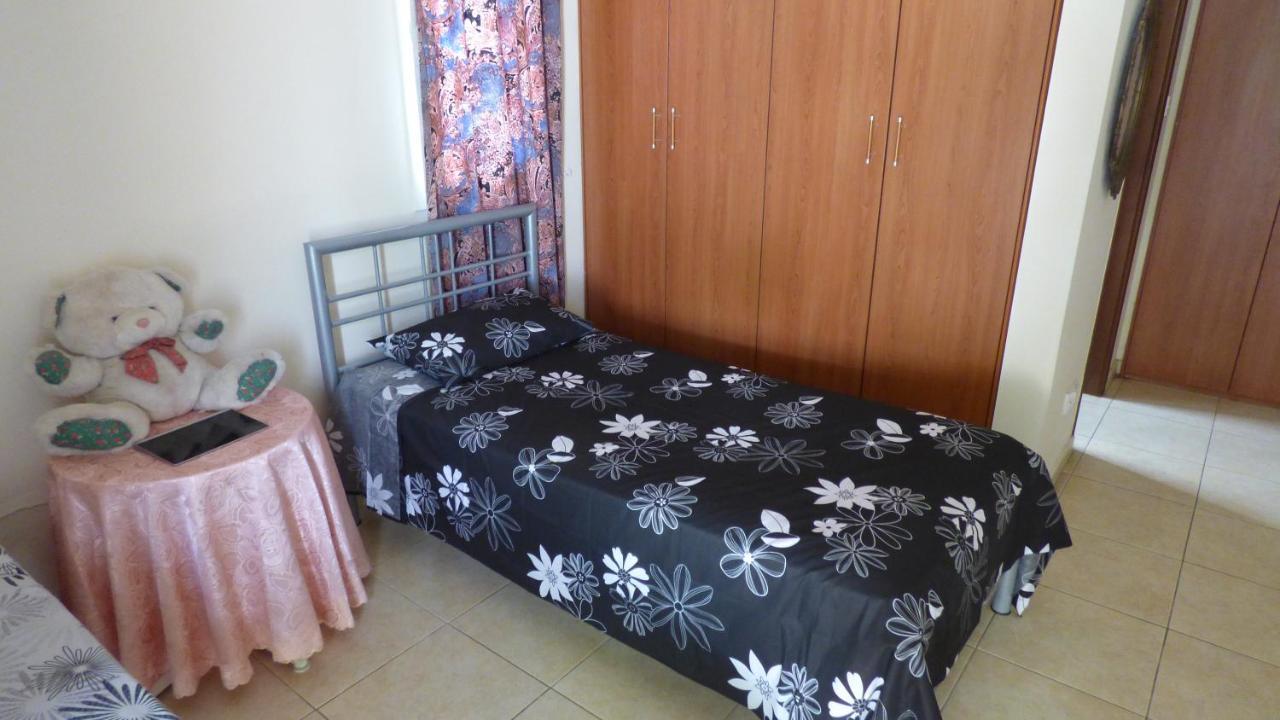 Kalampakas Guesthouse Larnaca Extérieur photo