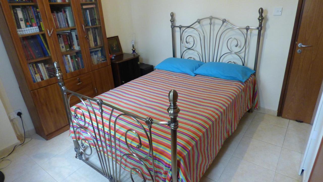 Kalampakas Guesthouse Larnaca Extérieur photo
