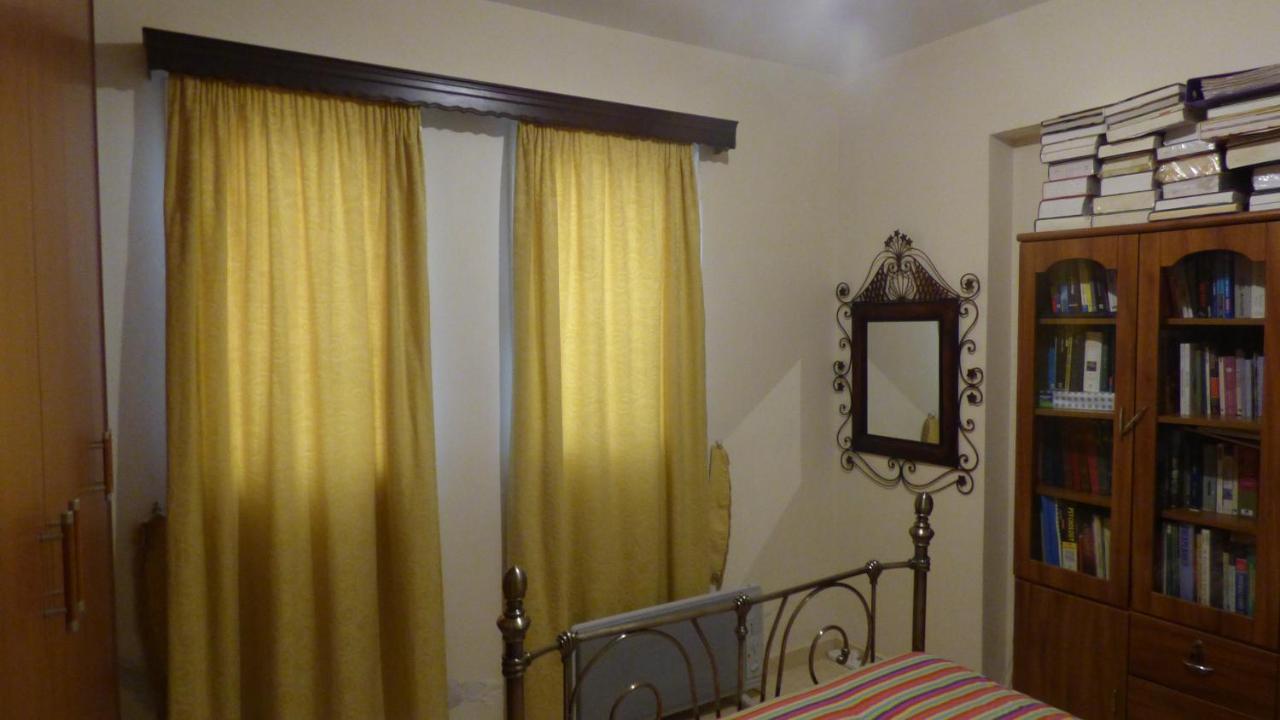 Kalampakas Guesthouse Larnaca Extérieur photo